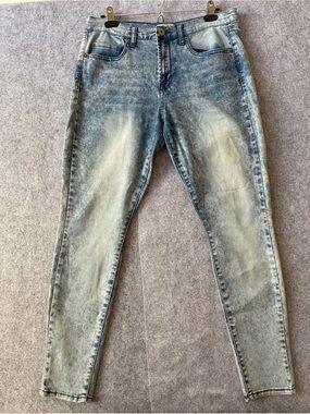 Mudd Denim Light Wash Skinny Jeans